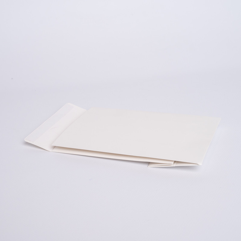 Noblesse personalisierte Papiertüte 12x6x18 CM | NOBLESSE PAPER POUCH | SIEBDRUCK AUF EINER SEITE IN EINER FARBE