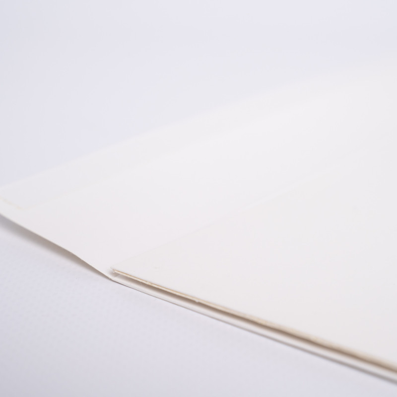 Noblesse personalisierte Papiertüte 23x4x18 CM | PREMIUM NOBLESSE PAPER POUCH | SIEBDRUCK AUF EINER SEITE IN ZWEI FARBEN