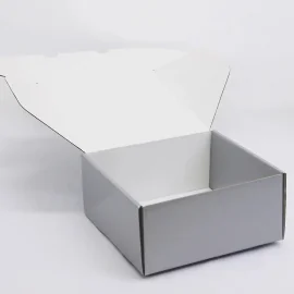 POSTPACK | SCATOLA PER SPEDIZIONI