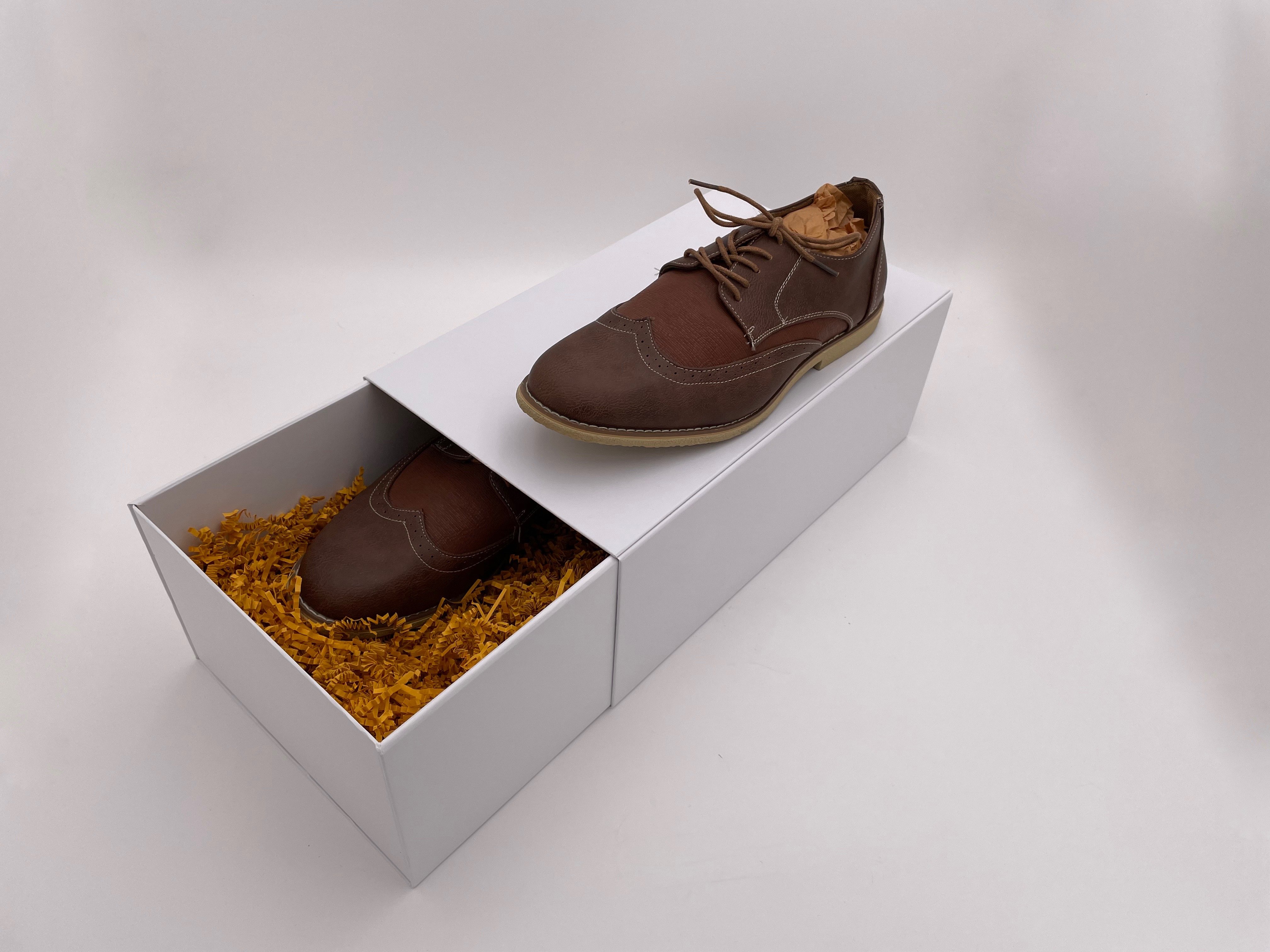 boîte à chaussures en carton pliable avec logo personnalisé pour emballage  chaussures